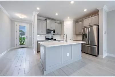 28093 Sanibel Sands St, Bonita Springs, FL 34135 - Photo 9