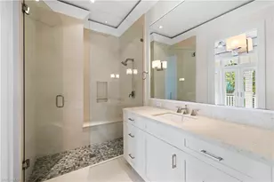1270 Gulf Shore Blvd S, Naples, FL 34102 - Photo 19