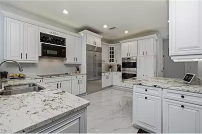 207 San Mateo Dr, Bonita Springs, FL 34134 - Photo 5