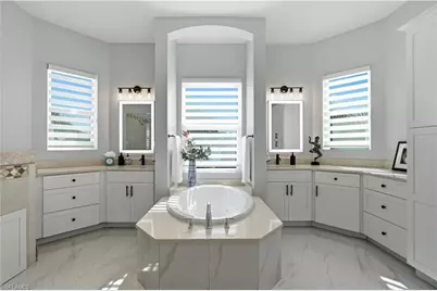 207 San Mateo Dr, Bonita Springs, FL 34134 - Photo 23