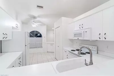 2230 Stacil Cir, Naples, FL 34109 - Photo 7