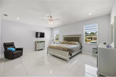 27257 Pinecrest Ln, Bonita Springs, FL 34135 - Photo 7