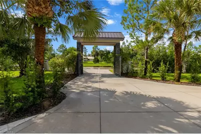 3585 33rd Ave NE, Naples, FL 34120 - Photo 29