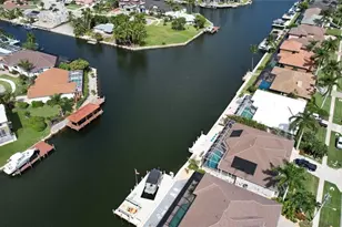 200 Copperfield Ct, Marco Island, FL 34145 - Photo 43