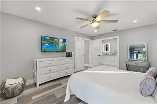 248 Bay Meadows Dr, Naples, FL 34113 - Photo 15