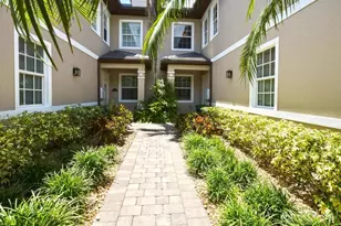 7877 Hawthorne Dr, Naples, FL 34113 - Photo 3