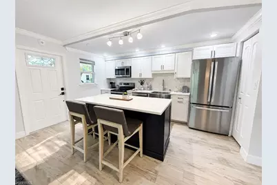 960 7th St S #103, Naples, FL 34102 - Photo 1