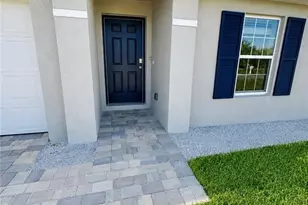 2903 39th St SW, Lehigh Acres, FL 33976 - Photo 3
