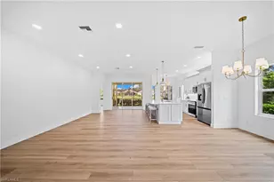 878 Vistana Cir, Naples, FL 34119 - Photo 37