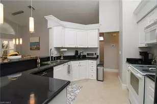 700 Lambton Ln, Naples, FL 34104 - Photo 21