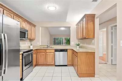 749 Landover Cir #203, Naples, FL 34104 - Photo 3