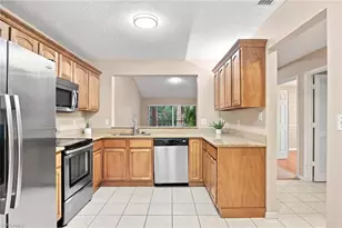 749 Landover Cir, Naples, FL 34104 - Photo 3