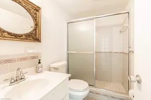 72 7th St S, Naples, FL 34102 - Photo 15