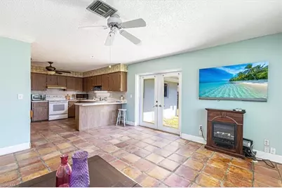 3423 Corana Way, Naples, FL 34105 - Photo 7