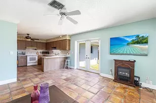 3423 Corana Way, Naples, FL 34105 - Photo 7