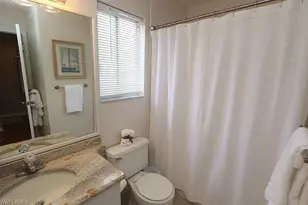 7812 Emerald Cir, Naples, FL 34109 - Photo 9
