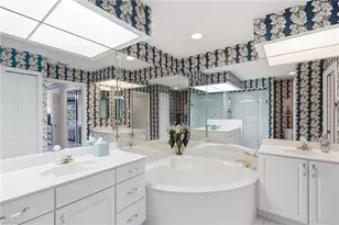 6135 Reserve Cir, Naples, FL 34119 - Photo 11