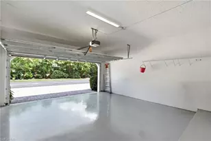 6135 Reserve Cir, Naples, FL 34119 - Photo 15