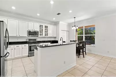 1289 Barrigona Ct, Naples, FL 34119 - Photo 9