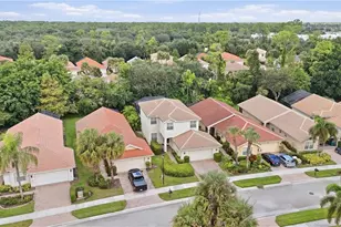 1289 Barrigona Ct, Naples, FL 34119 - Photo 19