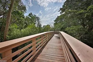 5501 Heron Point Dr, Naples, FL 34108 - Photo 17