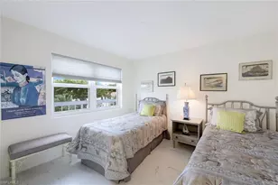 5501 Heron Point Dr, Naples, FL 34108 - Photo 13