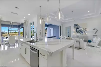 6245 Negril Isle Dr, Naples, FL 34113 - Photo 9