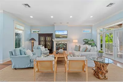 645 Broad Ave S, Naples, FL 34102 - Photo 11