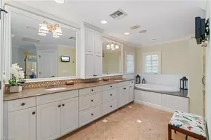 645 Broad Ave S, Naples, FL 34102 - Photo 29