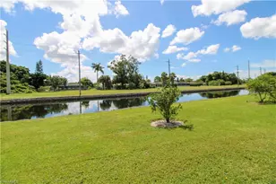 300 Valley Stream Dr, Naples, FL 34113 - Photo 33