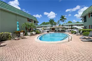 300 Valley Stream Dr, Naples, FL 34113 - Photo 29