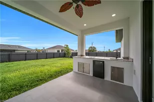 1416 NE 15th Ln, Cape Coral, FL 33909 - Photo 31