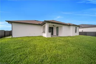 1416 NE 15th Ln, Cape Coral, FL 33909 - Photo 33