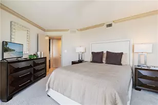 4651 Gulf Shore Blvd N, Naples, FL 34103 - Photo 35