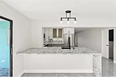 47 River Ct, Naples, FL 34110 - Photo 9