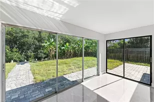 47 River Ct, Naples, FL 34110 - Photo 11