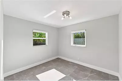 47 River Ct, Naples, FL 34110 - Photo 15