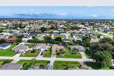 609 SW 23rd Ter, Cape Coral, FL 33991 - Photo 35