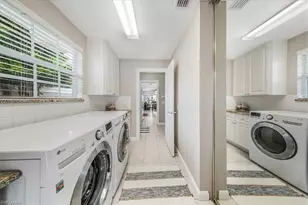 4585 Pasadena Ct, Naples, FL 34109 - Photo 17