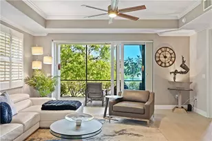 7876 Hawthorne Dr, Naples, FL 34113 - Photo 13