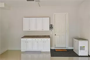 7876 Hawthorne Dr, Naples, FL 34113 - Photo 31