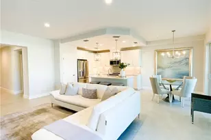 2555 Seychelles Dr, Naples, FL 34112 - Photo 5