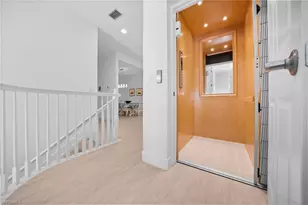 8062 Signature Club Cir, Naples, FL 34113 - Photo 5