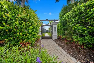 8062 Signature Club Cir, Naples, FL 34113 - Photo 43