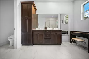 8062 Signature Club Cir, Naples, FL 34113 - Photo 29