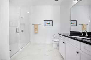 8062 Signature Club Cir, Naples, FL 34113 - Photo 33