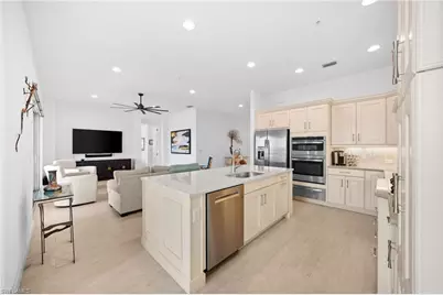 8062 Signature Club Cir #201, Naples, FL 34113 - Photo 17