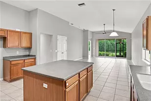 2022 Fairmont Ln, Naples, FL 34120 - Photo 11