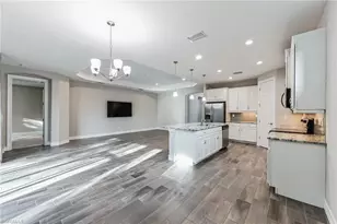 16246 Aberdeen Wy, Naples, FL 34110 - Photo 5