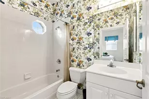 620 Vintage Reserve Ln, Naples, FL 34119 - Photo 31